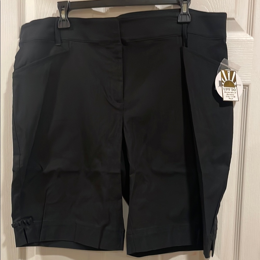 Shorts black Bermuda Shorts Pockets 10” Inseam Quick Dry Women